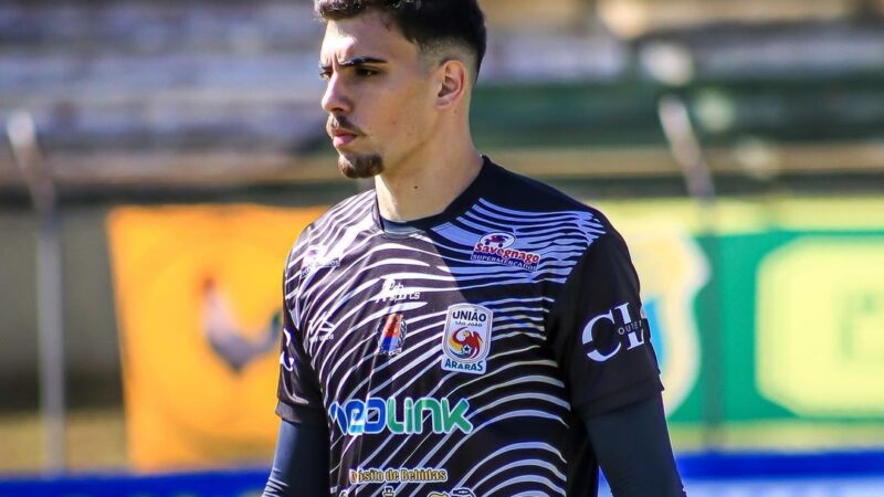 Comercial anuncia goleiro Matheus Pellegrini para Copa Paulista