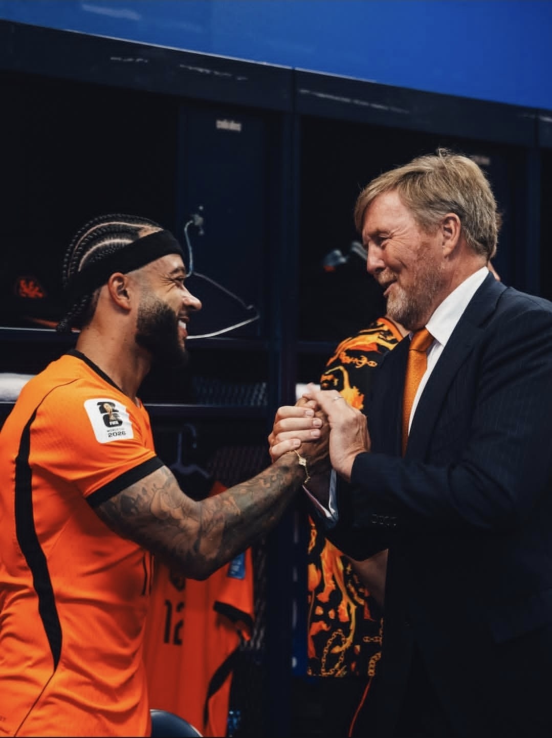 Rei da Holanda se rende a Memphis Depay após goleada: “É maravilhoso ter você aqui”