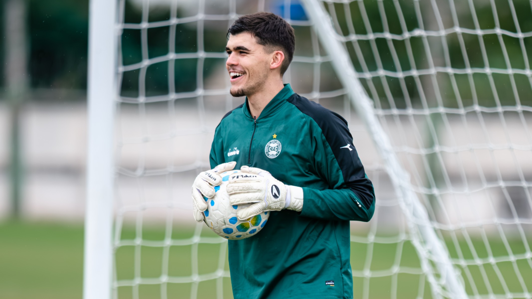 Raio-X: saiba os jogadores com menos de 13 jogos no Coritiba que podem mudar de clube na Série A