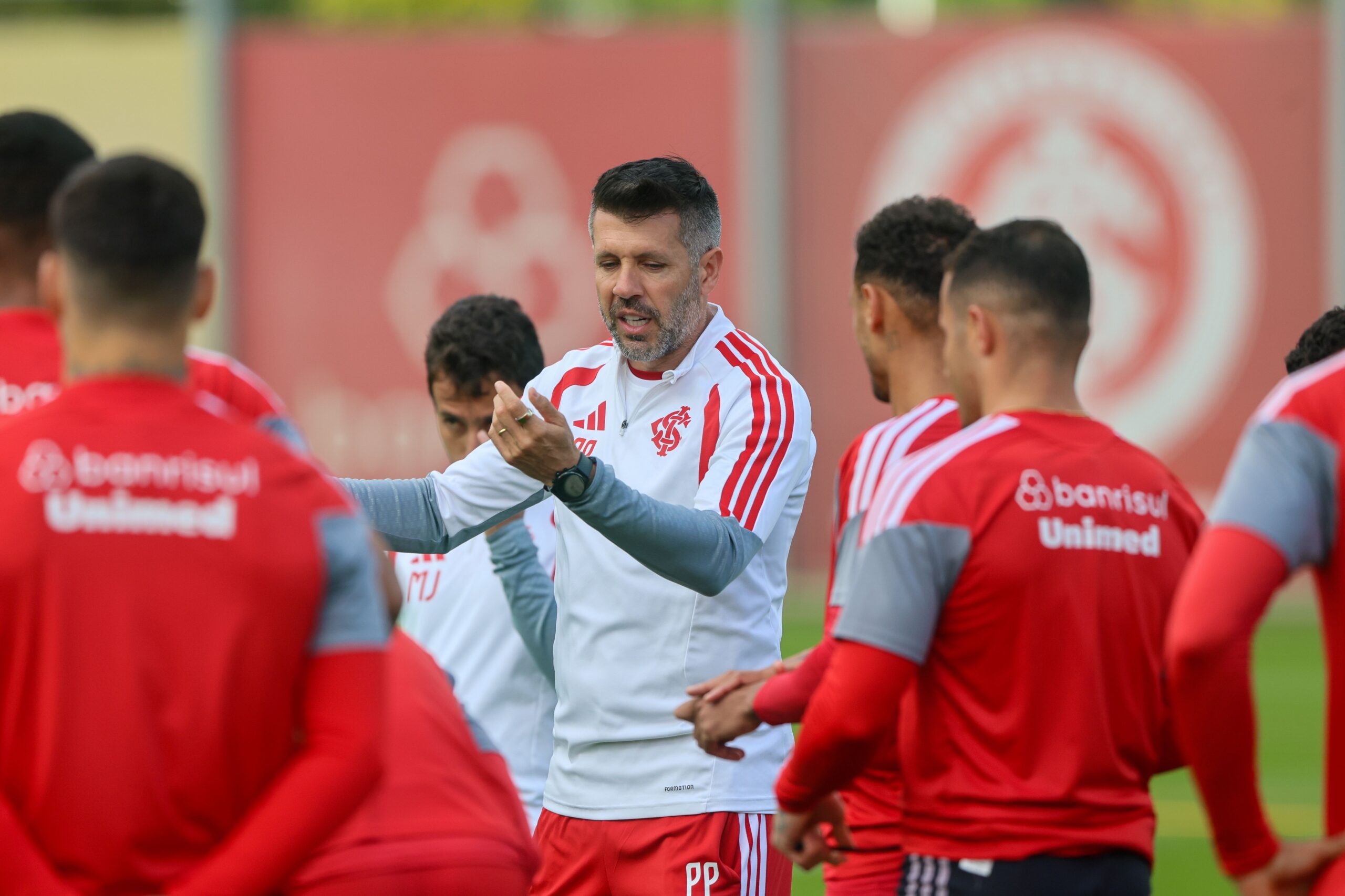 Veja os principais desafios de Pezzolano no Inter durante a pausa