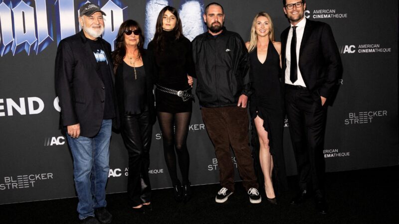 Acusado de matar os pais, filho do cineasta Rob Reiner reivindica acesso a fundo milionário da família