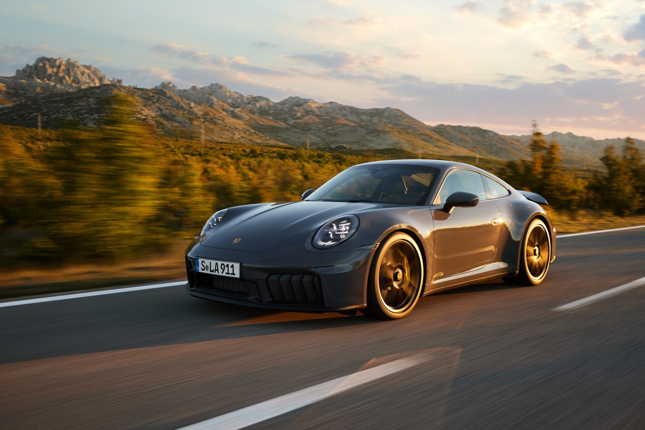 Porsche 911 GTS de Fábio Giga custa R$ 1,3 milhão e chega a 312 km/h; veja detalhes