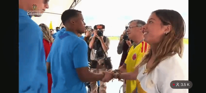 Filha do presidente da Colômbia publica mensagem para James Rodríguez: “É meu ídolo”