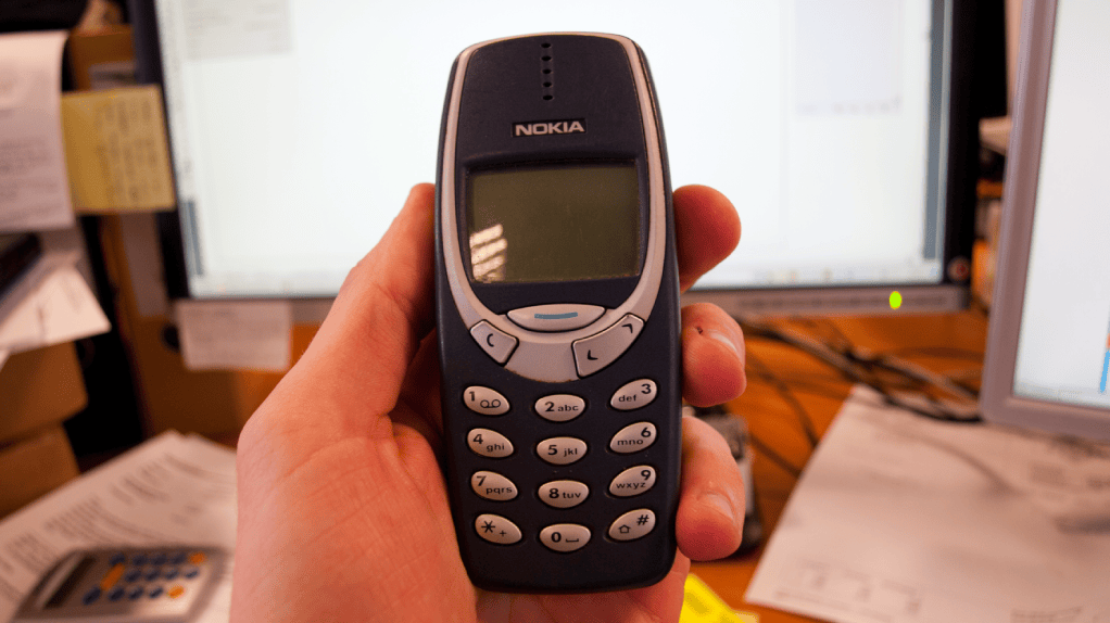 Celular ‘tijolão’, Windows XP e ICQ: como era a tecnologia quando o Brasil ganhou a Copa pela última vez