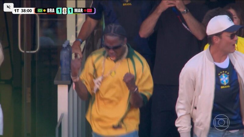 Travis Scott comemora golaço de Vini Jr. para o Brasil contra o Marrocos