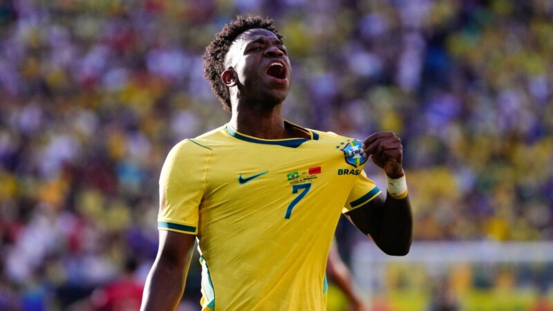 Dunga analisa Vini Jr. na Seleção: “É um líder técnico, mas não no vestiário”