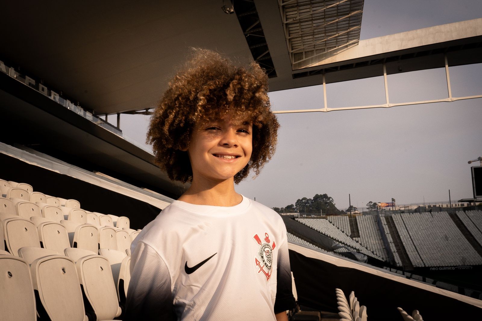Família indica saída de Lucas Flora do Corinthians; clube quer reunião para decidir futuro