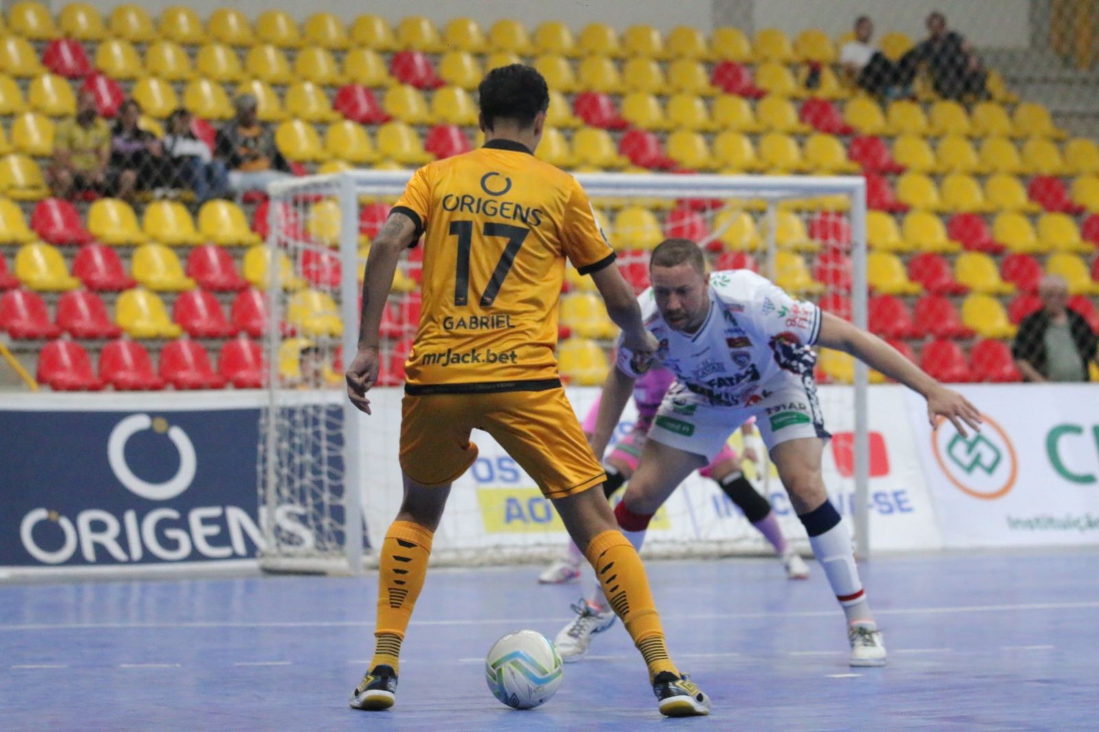 Após vice da Libertadores, Sorocaba retoma disputa da Liga Futsal contra o Cascavel