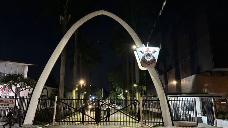 Justiça suspende assembleia que votaria reforma do estatuto do Corinthians