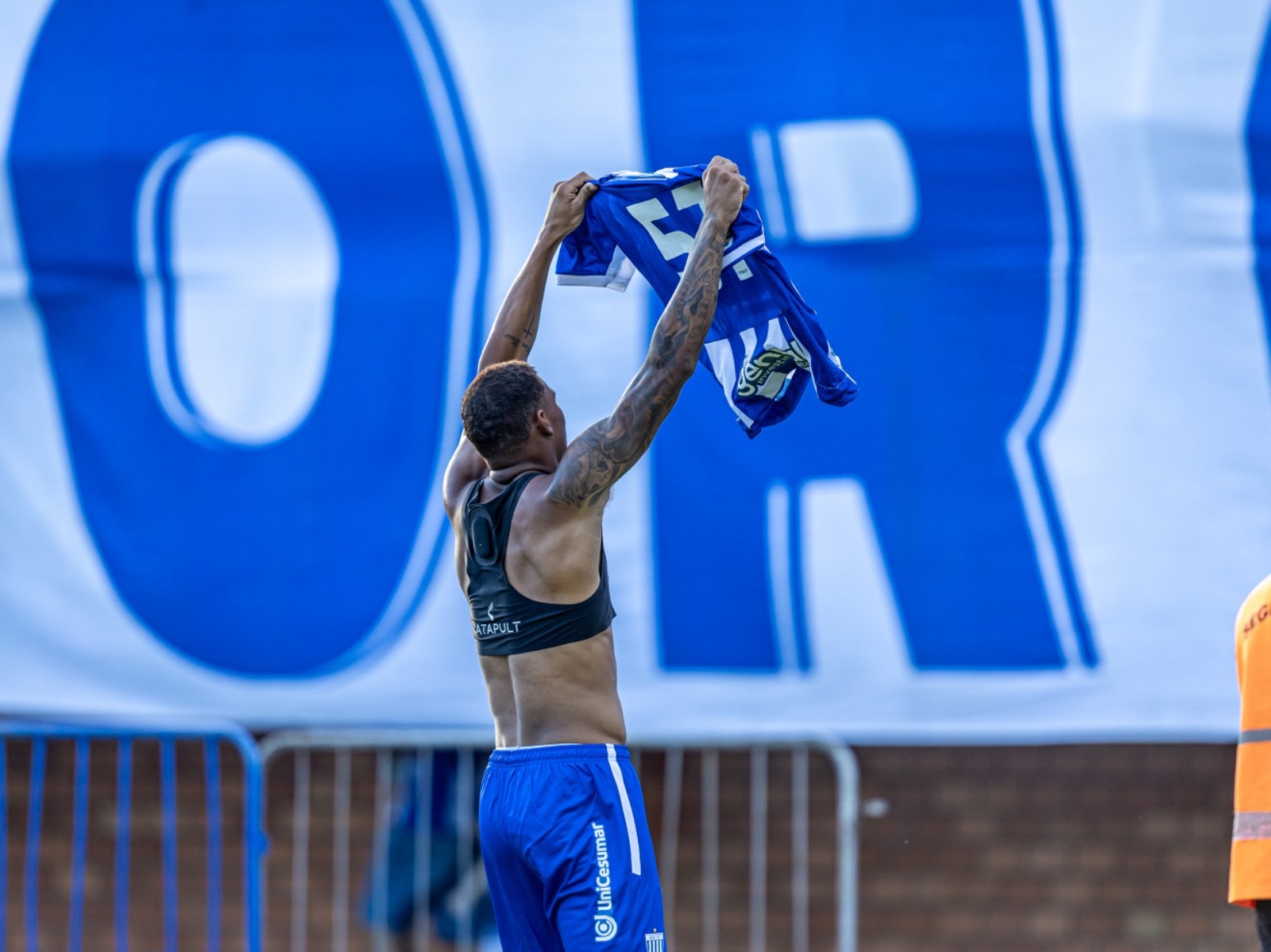 Avaí perde seis atacantes em seis meses, e eles representam 34% dos gols no ano