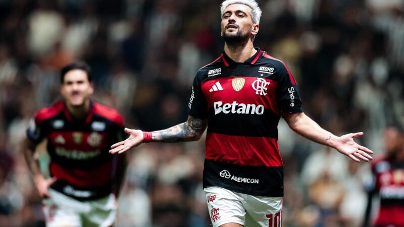 Quem foi o destaque do Flamengo no primeiro semestre? Vote!