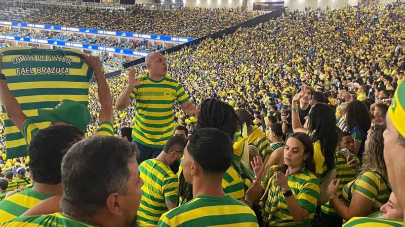 Confira as músicas que vão embalar a torcida brasileira na Copa do Mundo