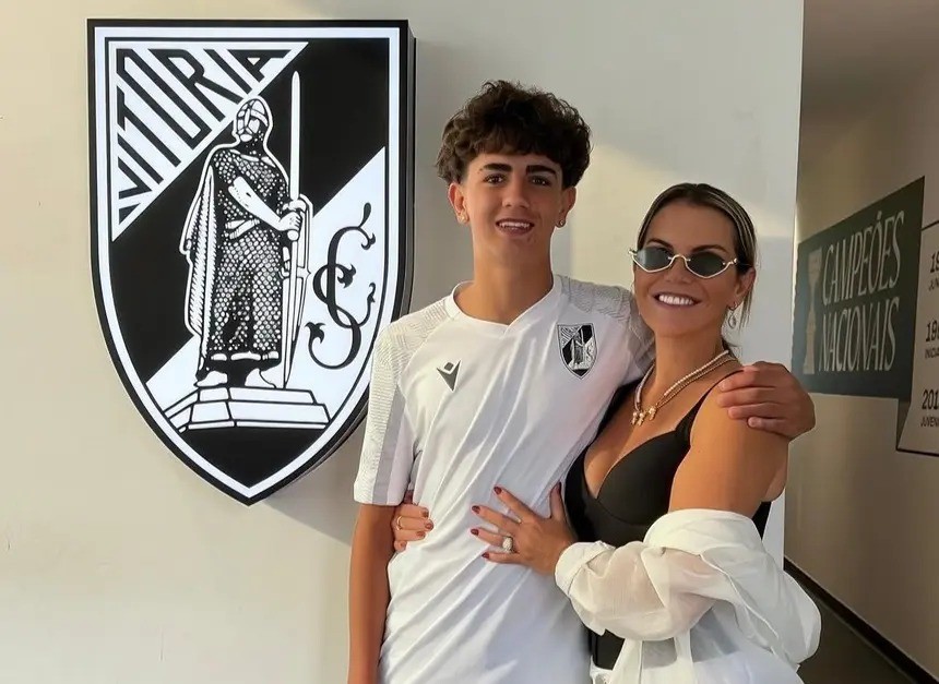 Sobrinho de Cristiano Ronaldo assina contrato com o Vitória de Guimarães, de Portugal