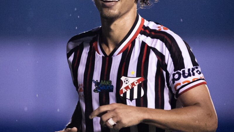 Juninho destaca campanha do Anápolis antes da final da Copa Verde