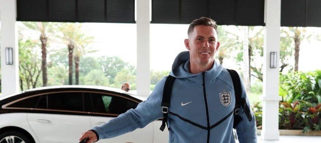 Após título da Conference League, jogador se junta à seleção da Inglaterra nos Estados Unidos