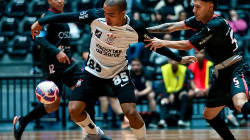 Corinthians goleia Mogi EC e mantém 100% de aproveitamento no Paulista Sub-20 de futsal