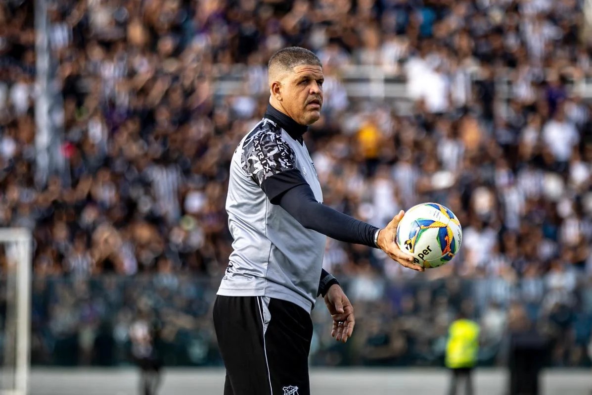 Preparador de goleiros Everaldo Santana retorna ao Ceará