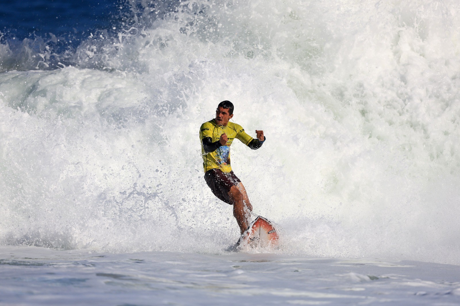 Vitor Ferreira conquista o título do Campeonato Profissional de Surf no Itacoatiara Pro 2026