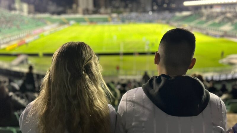 Amor pelo Figueirense une casal que se conheceu nas arquibancadas