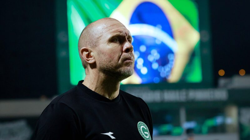 Mozart elogia atuação do Goiás diante do Ceará: “Comportamento exemplar”