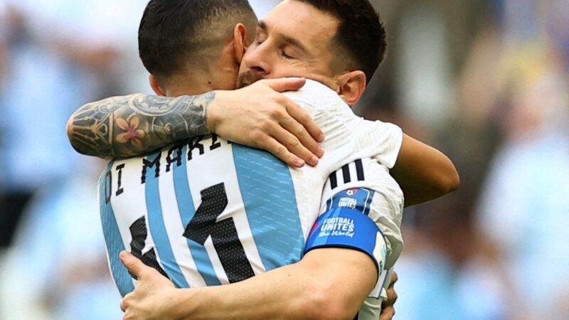 Di María apoia jogadores da Argentina após vice na Copa do Mundo: “São lendas”
