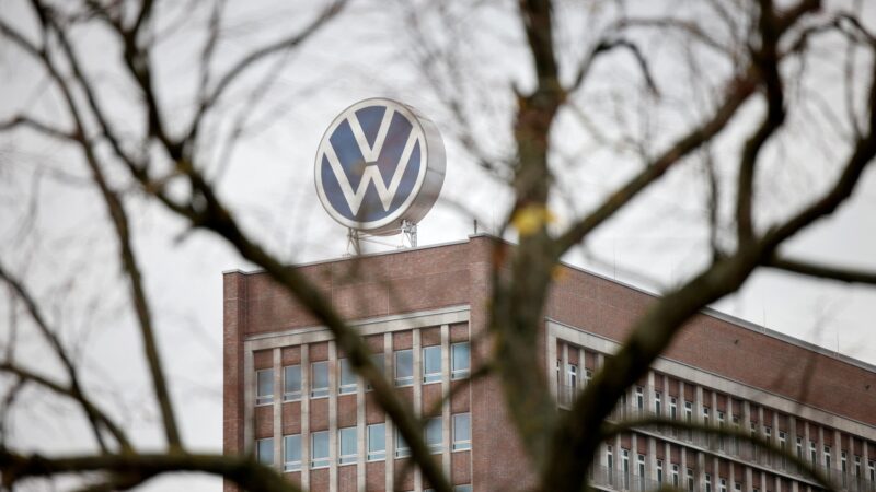 Volkswagen negocia demissão em massa e fechamento de fábricas