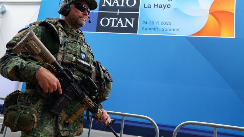 Estagiária em quartel da Otan na Bélgica é presa por suspeita de espionagem