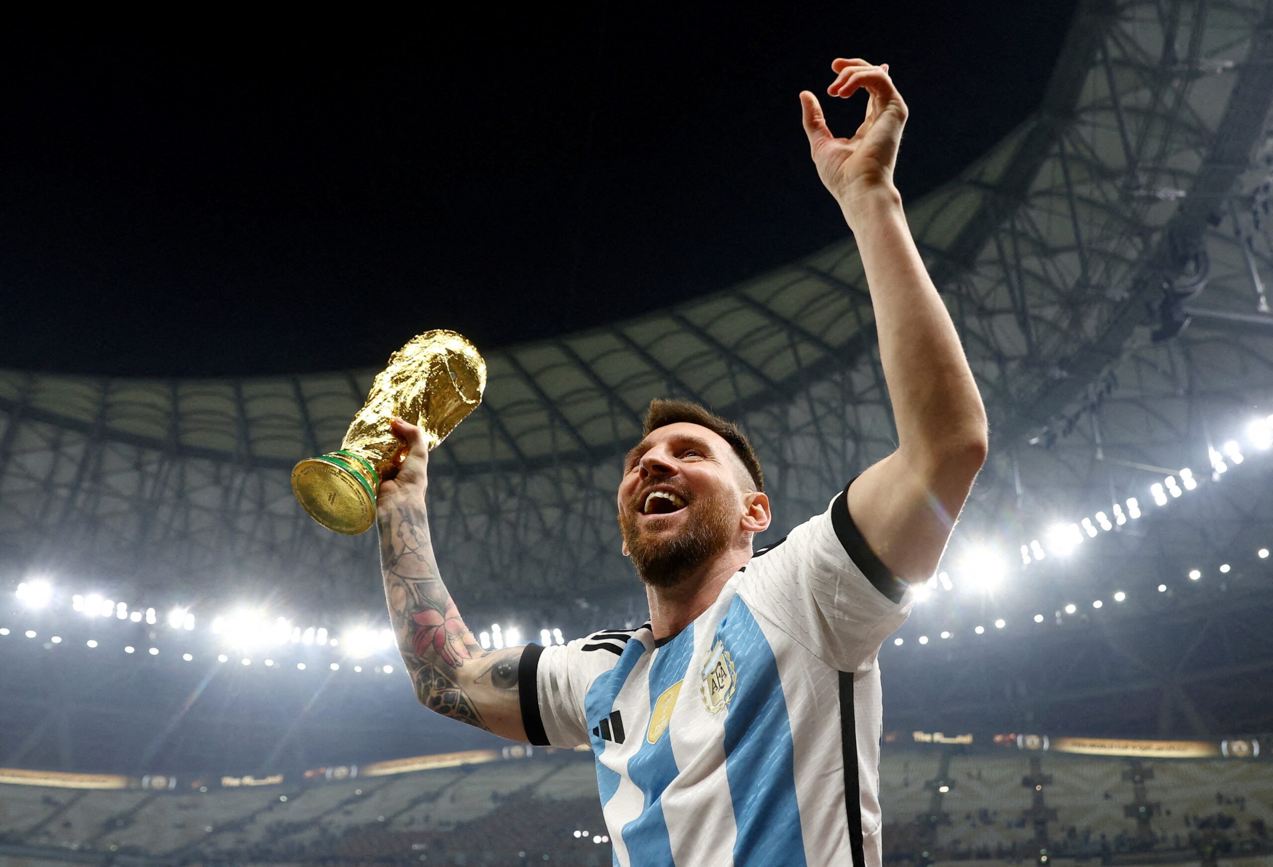 Do quase adeus à idolatria: como Messi superou frustrações e deu a volta por cima na Argentina