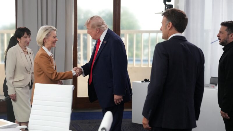 UE elimina tarifas sobre importações de produtos industriais dos EUA, diz presidente do bloco