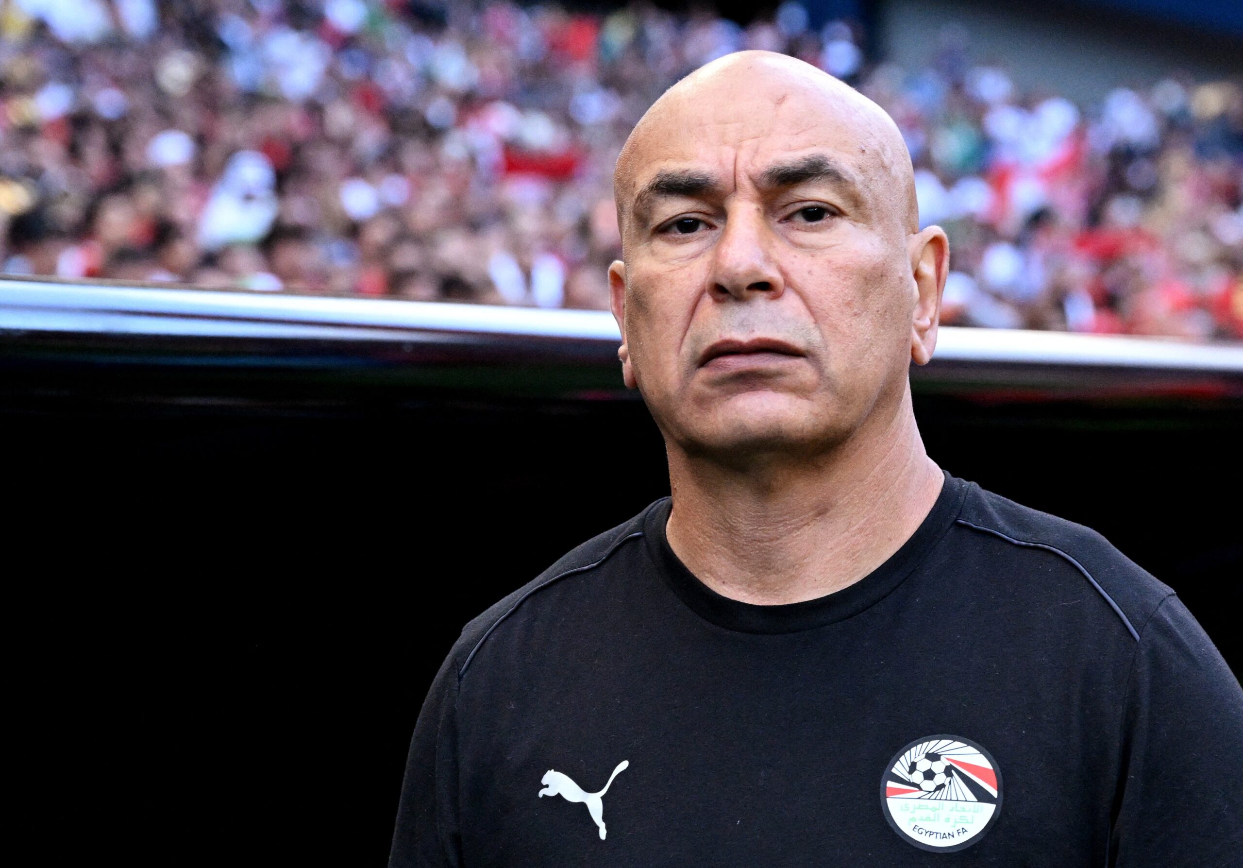 Egito renova contrato com o técnico 
Hossam Hassan depois de campanha histórica na Copa