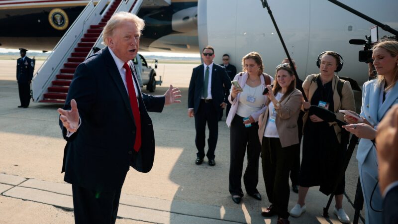 Trump minimiza ganho de patrimônio e se defende: ‘Todos estão lucrando porque o mercado de ações está em alta’