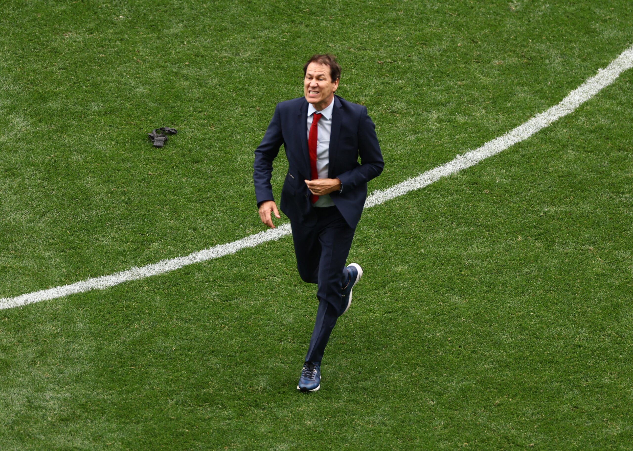 Técnico da Bélgica explica saída de astros e discussão no time: “Quero jogadores que virem a mesa”