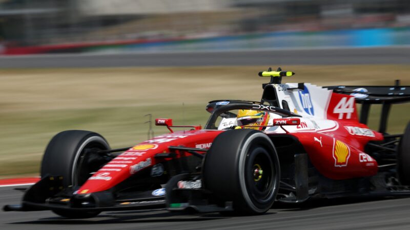 GP da Grã-Bretanha: Hamilton lidera 1º treino; Bortoleto é 12º