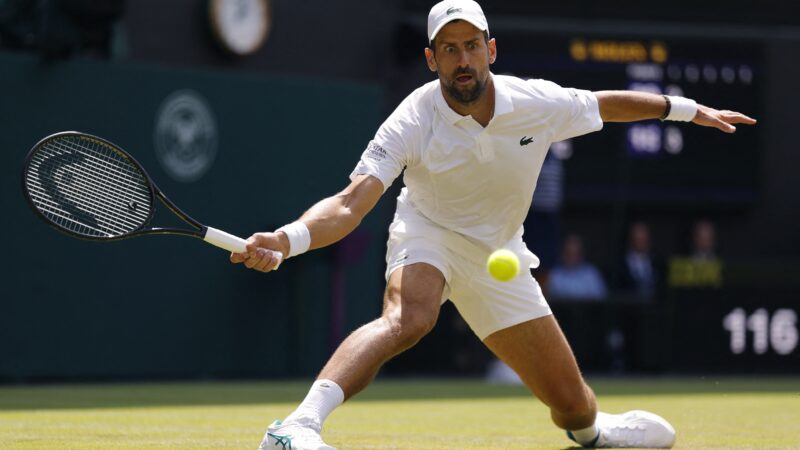 Djokovic vence em Wimbledon e iguala recorde de Federer