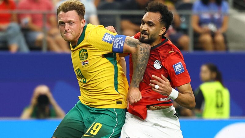 Uniforme verde e amarelo da Austrália revolta brasileiros nas redes: “Essas cores exalam Brasil”