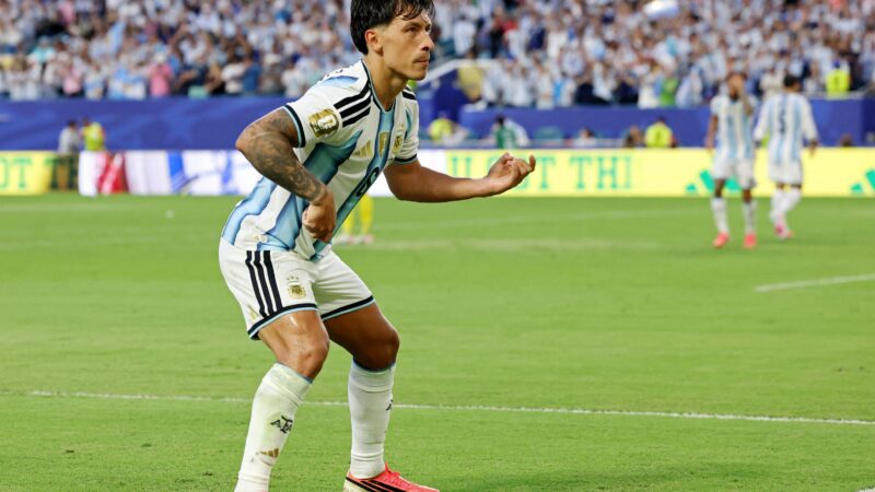 Cartola da Copa do Mundo da FIFA™: veja quatro defensores para escalar na semifinal