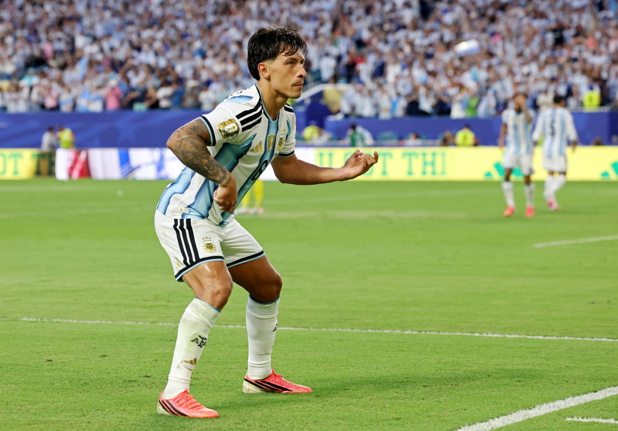 Cartola da Copa do Mundo da FIFA™: veja quatro defensores para escalar na semifinal
