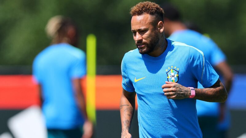 Santos evita fazer planos para o retorno de Neymar, e Cuca vai aguardar fim da Copa do Mundo