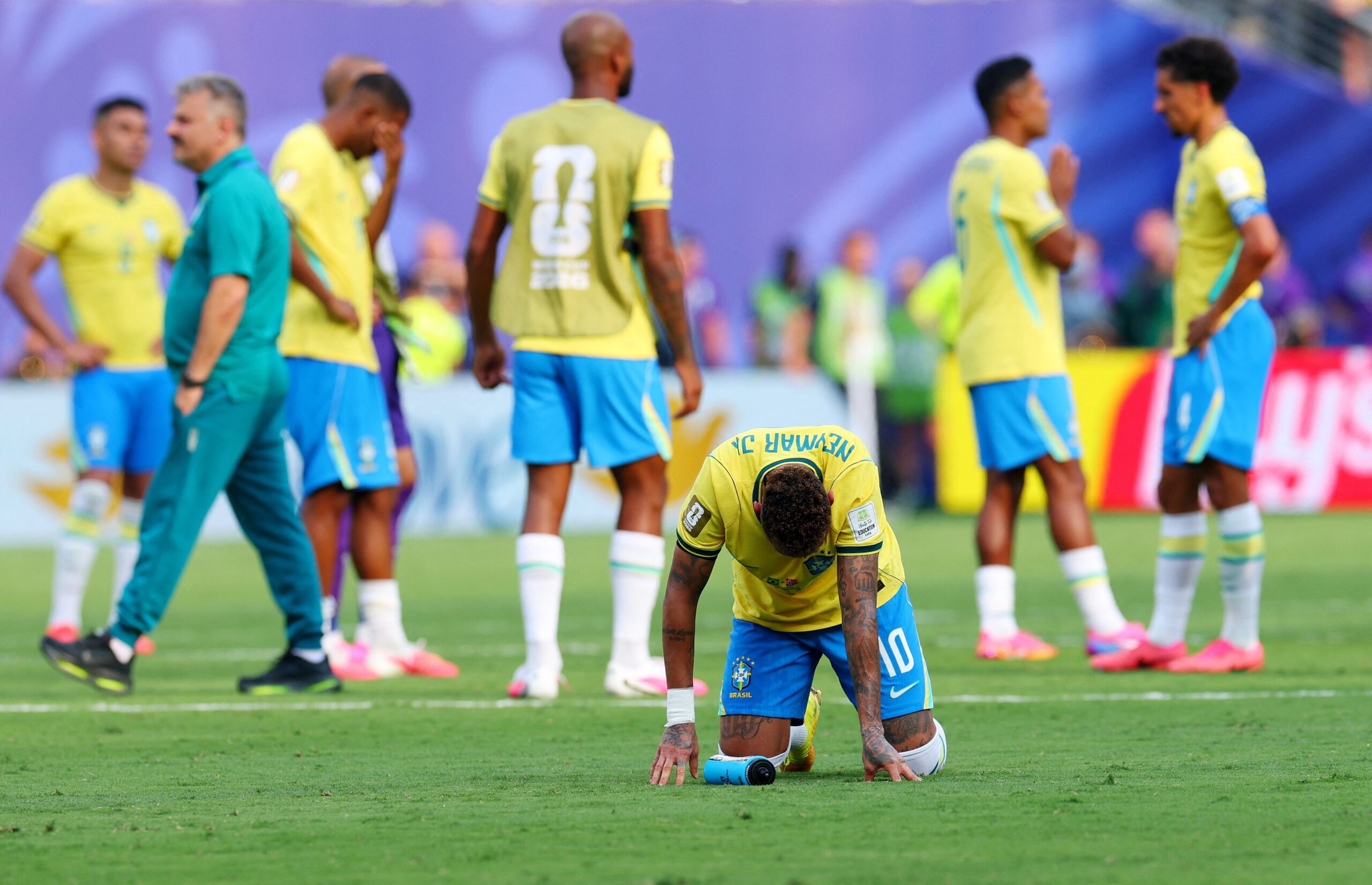 Caio Ribeiro vê falta de identidade no Brasil desde a base, e Felipe Melo concorda: “Cadê o respeito?”