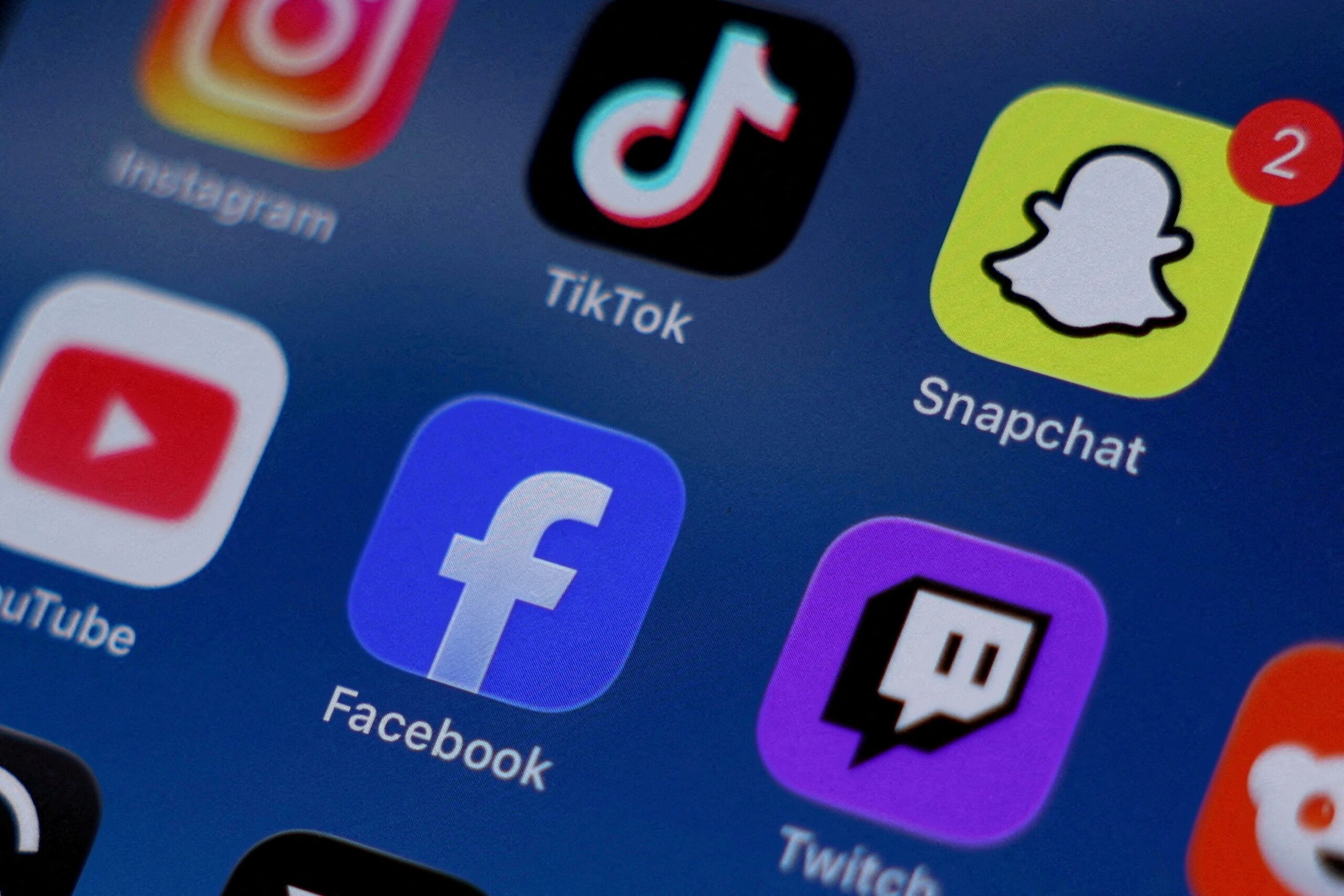 Vietnã propõe proibir menores de 16 anos de publicar conteúdo nas redes sociais