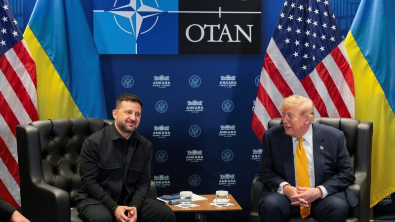 Trump diz que desenvolveu uma ‘boa relação’ com Zelensky e que EUA vão ensinar a Ucrânia a fabricar mísseis Patriot