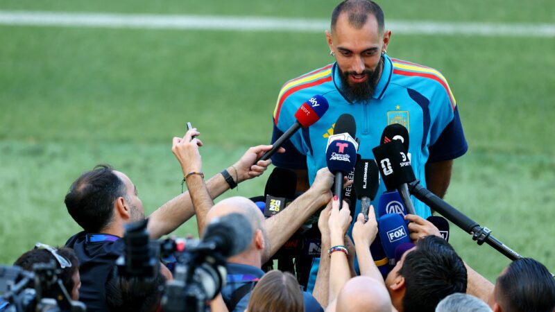 Jogadores da Espanha condenam declaração racista de ex-primeiro-ministro sobre franceses