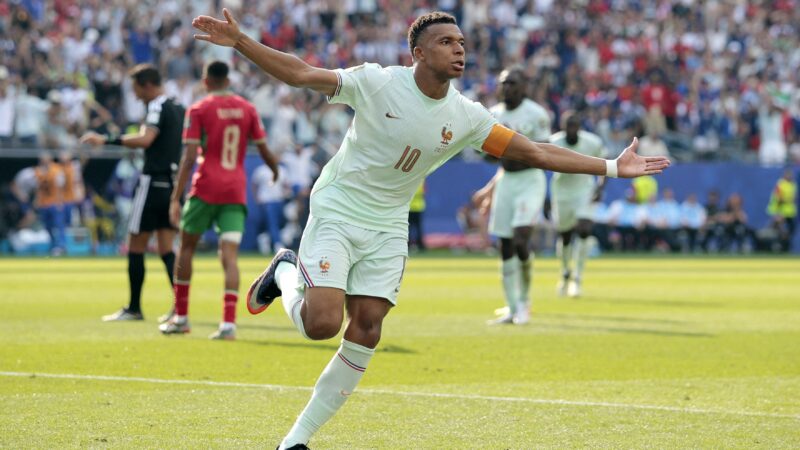 Mbappé iguala Messi no topo do ranking histórico da artilharia da Copa