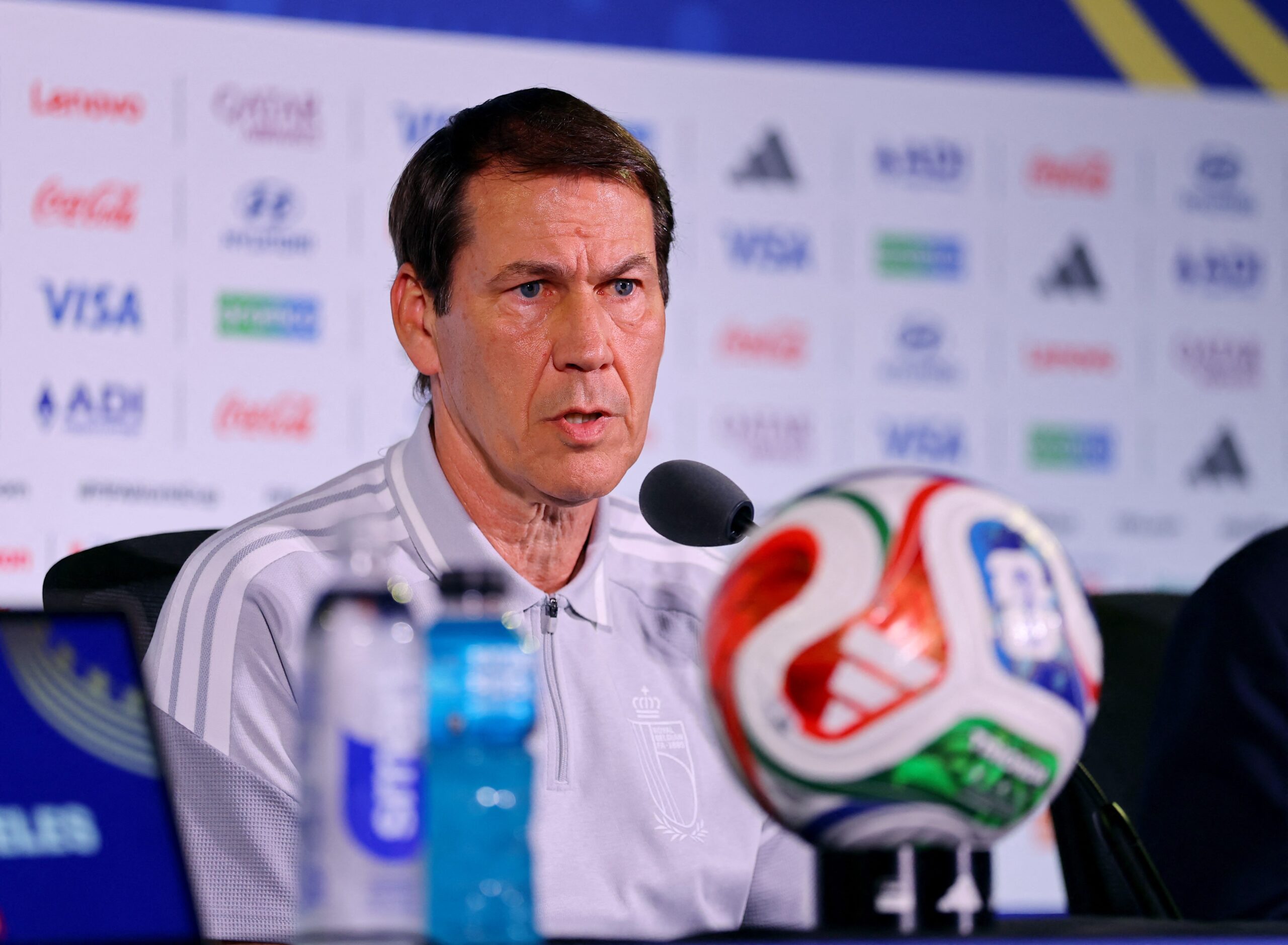 Técnico da Belga cita Espanha como favorita e promete: “Não vamos só nos defender”