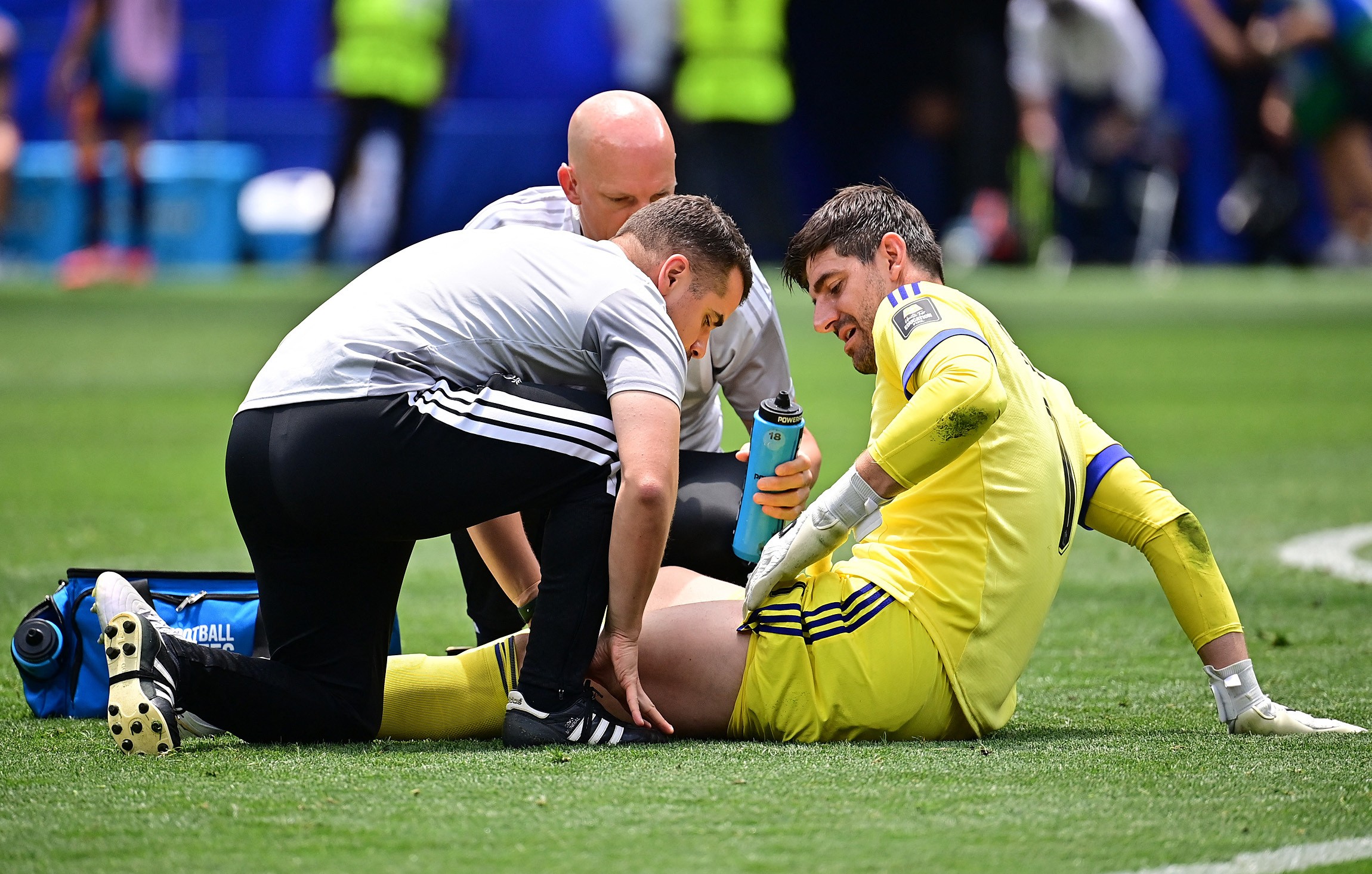 Courtois queria ter continuado, mas técnico da Bélgica explicou substituição: “Não estava 100%”