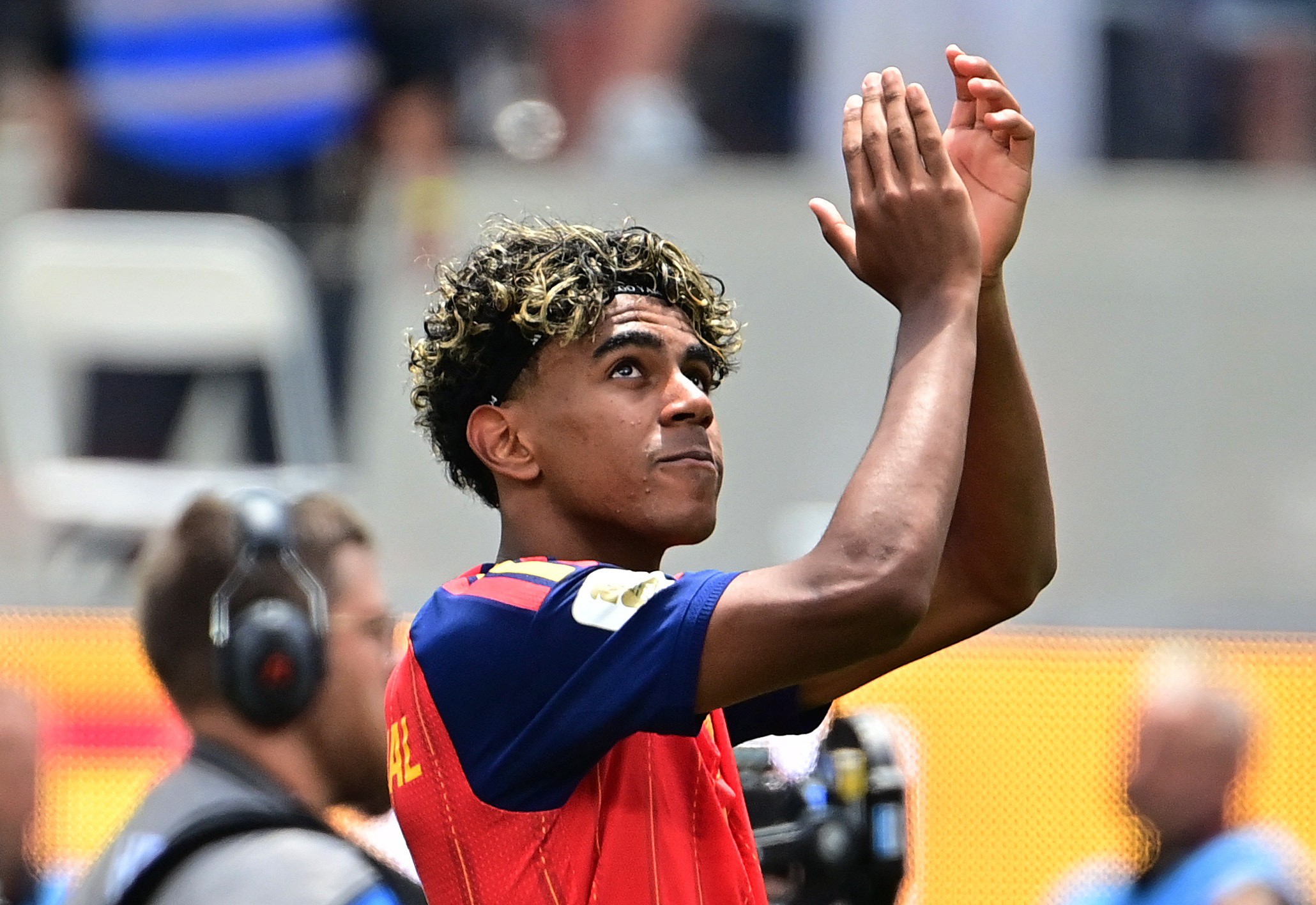 Lamine Yamal: papel defensivo do atacante é elogiado por jogadores da Espanha