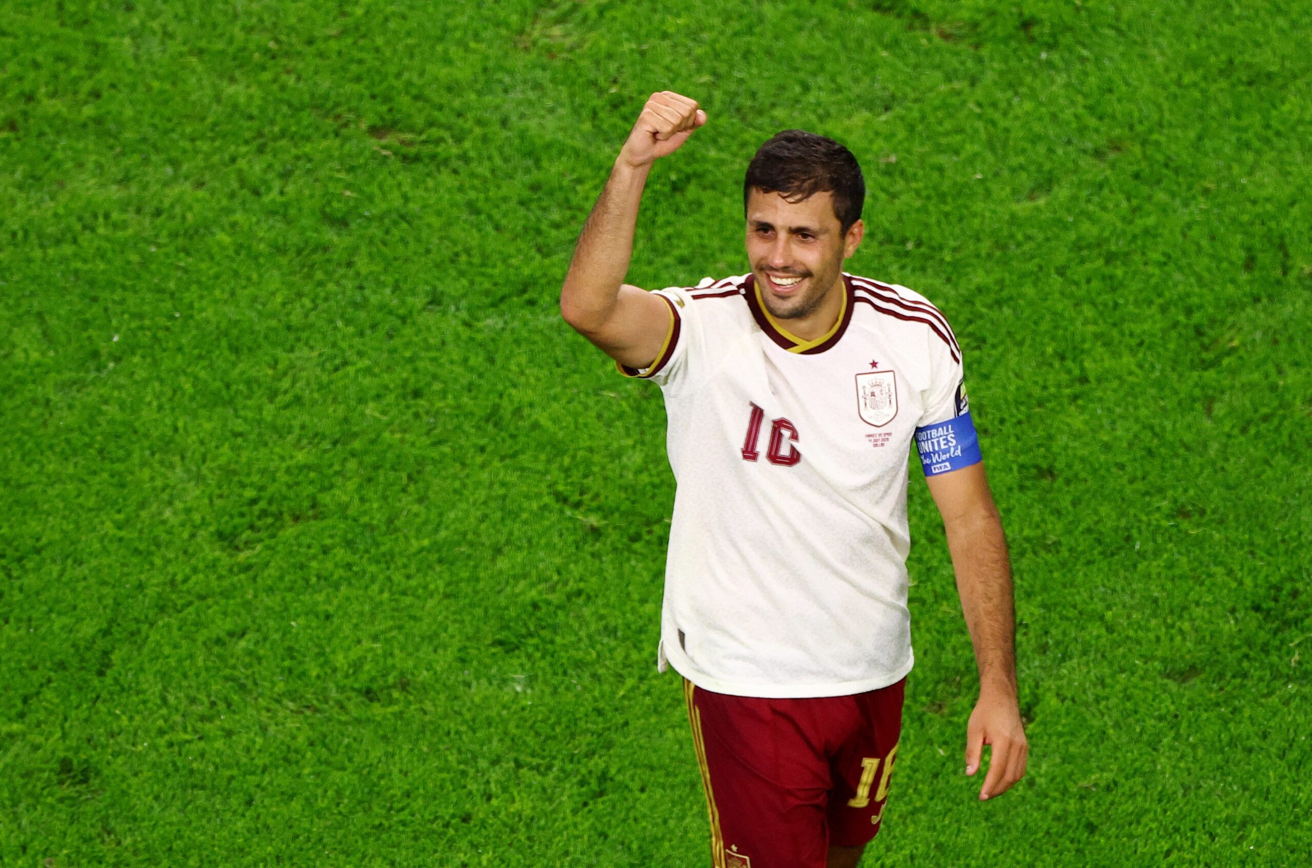 Bola de Ouro e cirurgia no joelho: Rodri supera adversidades para brilhar no caminho à final da Copa