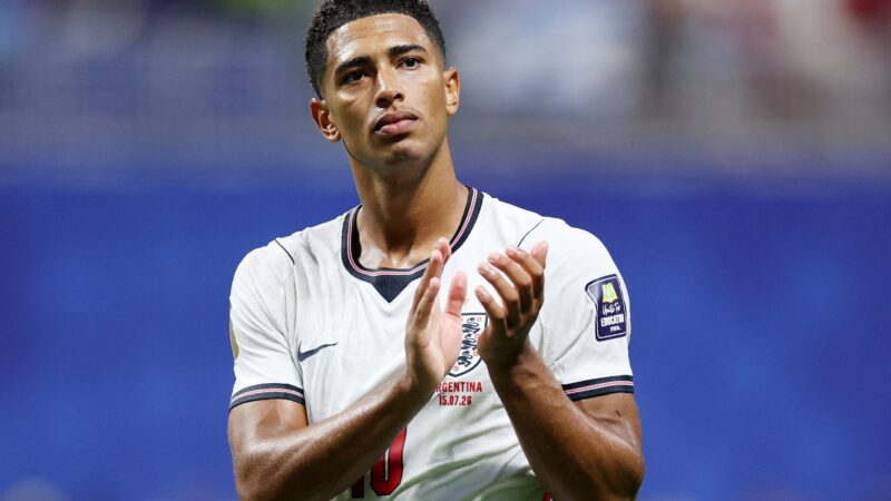 Bellingham rompe silêncio após eliminação da Inglaterra: “Tive dificuldade de achar as palavras certas”
