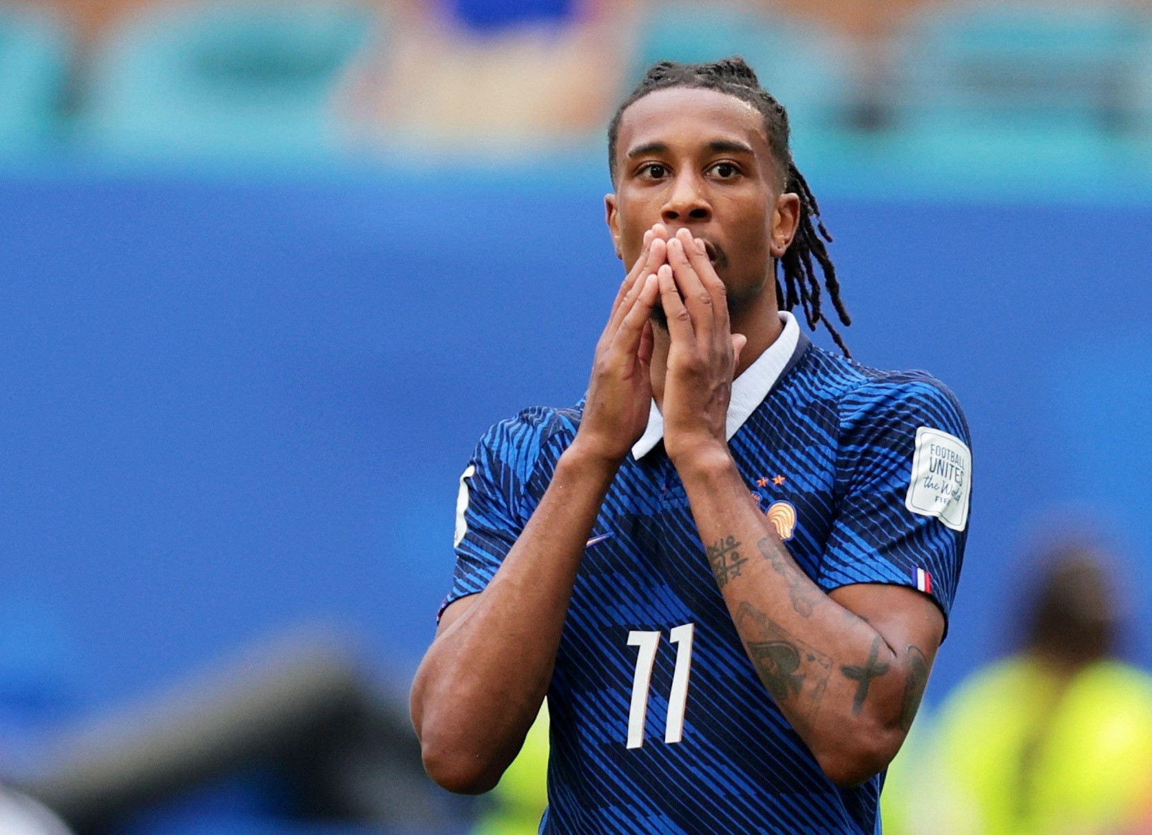 Olise quebra o silêncio após derrota da França na Copa