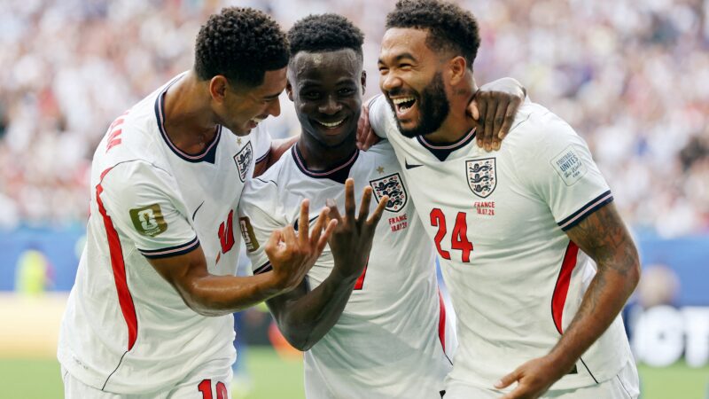Técnico da Inglaterra revela surpresa com hat-trick de Saka: “Não sabia. Perdi a conta”
